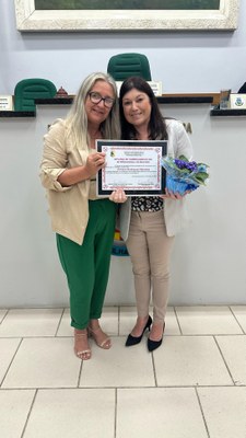 ✅ Adriana Rodrigues Meireles – indicada por Isabel de Freitas