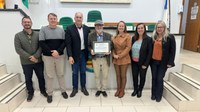 SESSÃO SOLENE CELEBRA O LANÇAMENTO DO LIVRO “ENCRUZILHADA DO SUL: DAS ORIGENS AOS DIAS ATUAIS E OUTRAS HISTÓRIAS